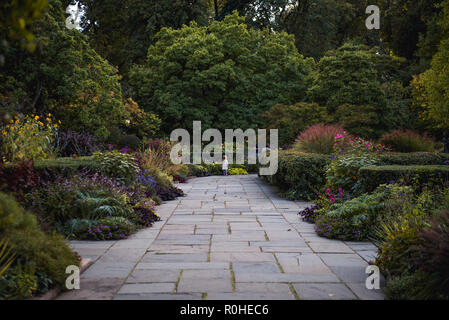 Herbst Blick auf den Wintergarten im Central Park, New York City. Stockfoto