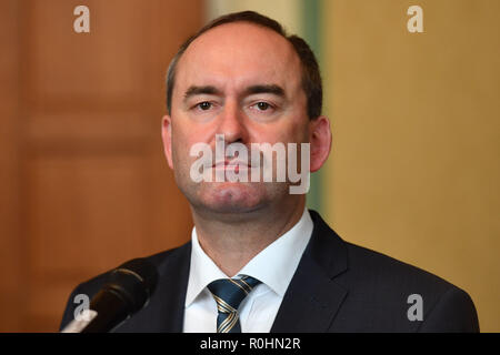 Hubert Aiwanger (Vorsitzender freie Abstimmung FW), Einzelbild, einziges Motiv, Portrait, Portrait, Portrait. Unterzeichnung der Koalitionsvereinbarung der CSU/Freie Wähler (FW) im Bayerischen Landtag in München am 05.11.2018 in München | Verwendung weltweit Stockfoto