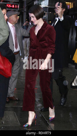 New York, NY, USA. 5 Nov, 2018. Claire Foy bei Good Morning America, über ihren neuen Film das Mädchen in das Spinnennetz in der Stadt New York sprechen. November 05, 2018. Credit: Rw/Medien Punch/Alamy leben Nachrichten Stockfoto