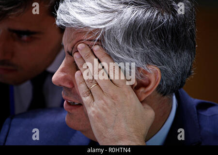 Brüssel, Belgien. 5. November 2018. Der Präsident der Eurogruppe Mario Centeno in der Eurogruppe Finanzminister an der EU-Hauptquartier teilnimmt. Alexandros Michailidis/Alamy leben Nachrichten Stockfoto