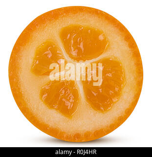 Kumquat Obst in der Hälfte auf weißem Hintergrund. Freistellungspfaden. Volle Tiefenschärfe. Stockfoto