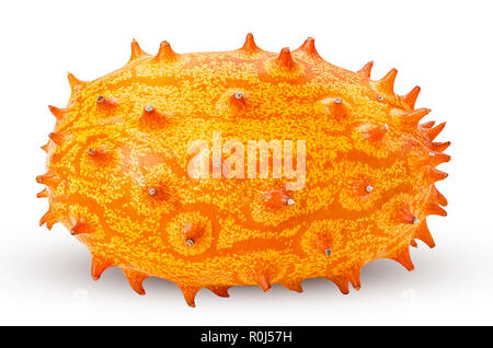 Kiwano, gehörnten Melone auf weißem Hintergrund. Freistellungspfaden. Volle Tiefenschärfe. Stockfoto