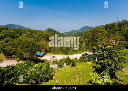 Landschaft auf der Insel Penang in Malaysia. Wunderschönes Panorama in Tropical Fruit Farm genommen. Stockfoto