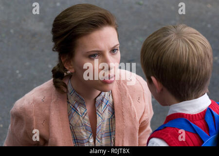 Original Film Titel: The Nanny Diaries. Englischer Titel: The Nanny Diaries. Jahr: 2007. Regie: SHARI SPRINGER BERMAN, ROBERT PULCINI. Stars: SCARLETT JOHANSSON; NICHOLAS KUNST. Credit: WEINSTEIN COMPANY, der/FILMCOLONY/Album Stockfoto