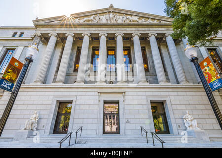 September 22, 2018 in Sacramento/CA/USA - Die Stanley Mosk Bibliothek und Gerichte Gebäude, in dem das Berufungsgericht, Dritten Appelate District und der Stockfoto