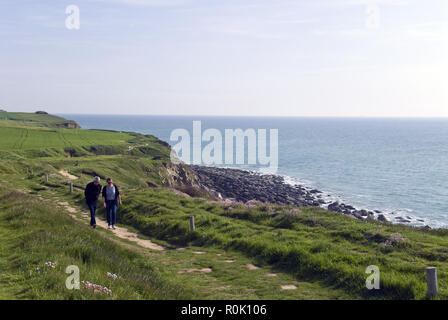 Wanderwege entlang des Ärmelkanals am Cap Gris Nez (graue Nase Cape), an der Côte d'Opale, Pas-de-Calais, Frankreich. Stockfoto