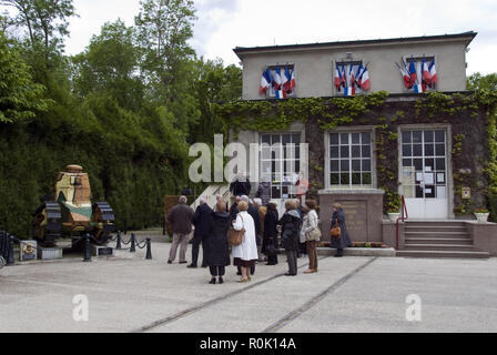 Das Museum gebaut, um die Eisenbahn, in der der Weltkrieg ein Waffenstillstand ausgehandelt und unterzeichnet wurde, Compiegne, Frankreich. Stockfoto