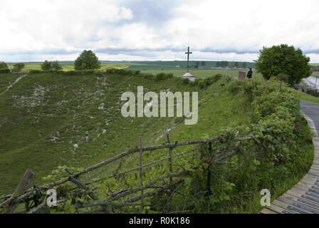 Die lochnagar Krater ist das Ergebnis eines explosiven Mine unterhalb der Deutschen Linien am ersten Tag des WW1 Schlacht an der Somme, Frankreich zur Detonation gebracht. Stockfoto