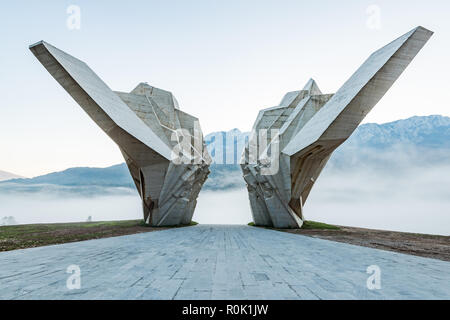 Tjentiste Weltkrieg-II-Denkmal, Bosnien. Stockfoto