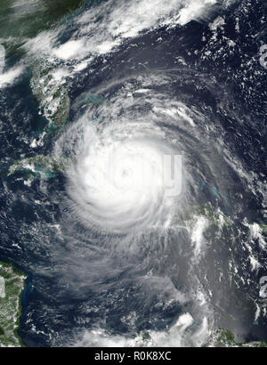 Hurricane Irma über den Bahamas und Kuba. Stockfoto