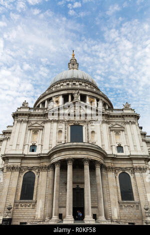 Ein Blick auf Saint Paul's Cathedral in London, England Stockfoto