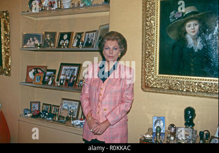 Barbara Prinzessin von Jugoslawien, geb. von Liechtenstein, in Paris, Frankreich 1995. Barbara Prinzessin von Jugoslawien, nee von Liechtenstein in Paris, Frankreich 1995. Stockfoto