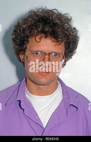Der deutsche Ulrich Sportmoderator Ulli Potofski in Köln, Deutschland 1989. Deutsch Sport Moderator Ulrich Ulli Potofski in Köln, Deutschland 1989. Stockfoto
