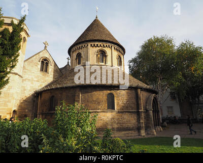 CAMBRIDGE, UK - ca. Oktober 2018: Anglikanische Kirche des Heiligen Grabes aka die runde Kirche Stockfoto