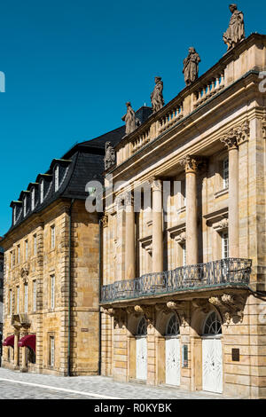 Das Markgräfliche Opernhaus von dem französischen Architekten Joseph Saint-Pierre 1744 entworfen Stockfoto