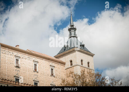 Detaillierte Architektur von Alcazar de Toledo, Weltkulturerbe der UNESCO in Spanien Stockfoto