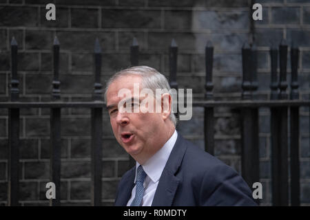London, UK, 6. November 2018, Geoffrey Cox QC MP kommt an einer Kabinettssitzung in Downing Street 10, London, UK. Kredit Ian Davidson/Alamy leben Nachrichten Stockfoto
