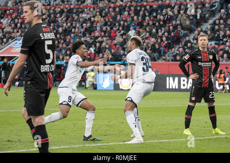 Leverkusen, Deutschland. 03 Nov, 2018. Reiss Nelson (1899, 2. von links nach rechts) Torschütze 1-0, freut sich mit JOELINTON (1899, 2. von rechts), der hat gerade das 2:1' Heels die Kugel'; withchell Weiser (LEV, r.) und Sven BENDER (LEV, l) Erschrecken. Fußball 1. Bundesliga, Jahreszeiten, n 2018/2019, 10.Spieltag, Bayer 04 Leverkusen (LEV) - TSG 1899 Hoffenheim (1899) 1:4, am 03.11.2018 in Leverkusen/Deutschland. DFL Bestimmungen verbieten die Verwendung der Bilder, Bildsequenzen und/oder quasi-Video | Verwendung der weltweiten Kredit: dpa/Alamy leben Nachrichten Stockfoto