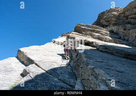 Auf der Via Ferrata Le Roc du Vent in der Nähe von Lac de Roselend, Frankreich, Europa, EU Stockfoto