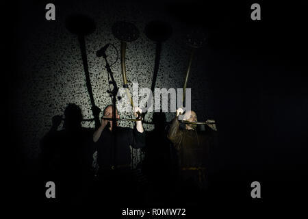 Sankt Petersburg, Russland - 31. Oktober 2018: Konzert der norwegischen Band Wardruna am Eispalast Arena. Stockfoto