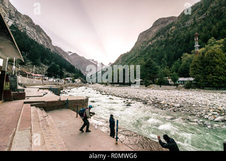 Gangotri, Uttrakhand, Indien - 9. Oktober 2018: Gangotri Tempel Ghat - Uttrakhand Stockfoto