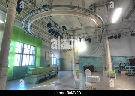 Wien, 3-Raum-Theater von Hubsi Kramar in der Veterinärmedizinischen Universität Stockfoto