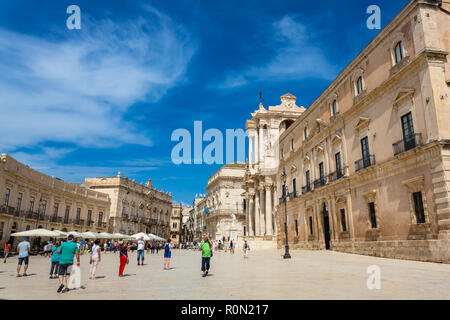 Syrakus, Italien - 20 September, 2018: Die Kathedrale von Syrakus in Ortigia. Kleine Insel, die das historische Zentrum der Stadt Syrakus, Sizilien. Ich Stockfoto