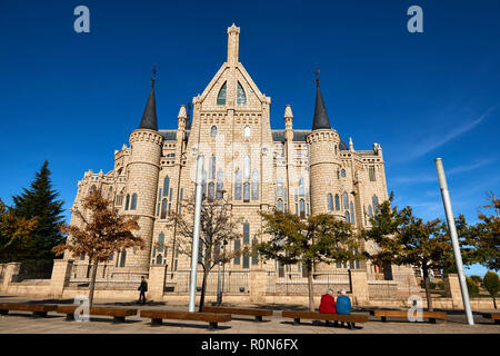 Palacio Episcopal von Eduardo de Castro Square, von Gaudi, Astorga, León Provinz. Castilla y León, Spanien, Europa Stockfoto