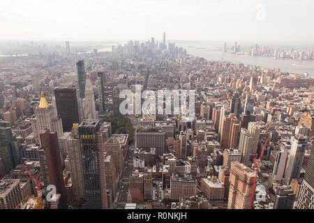 Süden Blick vom Empire State Building in Manhattan, New York City, Vereinigte Staaten von Amerika. Uns, U.S.A, Stockfoto