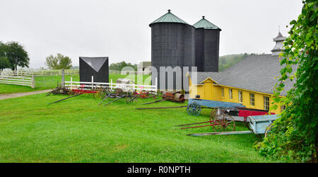 Scheunen am Hancock Shaker Village Museum in der Nähe von Pittsfield MA, USA Stockfoto