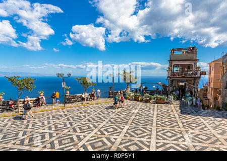 Castelmola, Italien - 27 September 2018: Details der kleine Ort Castelmola, Sizilien, Italien. Stockfoto