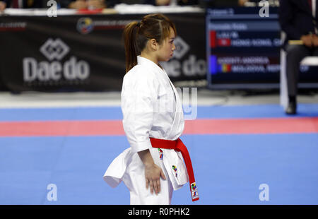 Madrid, Madrid, Spanien. 6 Nov, 2018. Lau Mo Sheung Gnade aus Hong Kong China in Aktion während der Frauen Karate Kata Wettbewerb des 24. Karate Weltmeisterschaften am WiZink Center sport Halle in Madrid gesehen. Credit: Manu Reino/SOPA Images/ZUMA Draht/Alamy leben Nachrichten Stockfoto