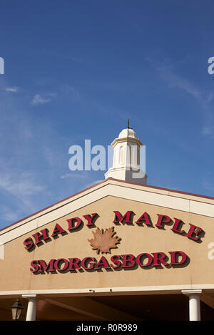 Vor dem Eingang zu den schattigen Ahorn smorgasbord in Lancaster County, Pennsylvania, USA Stockfoto