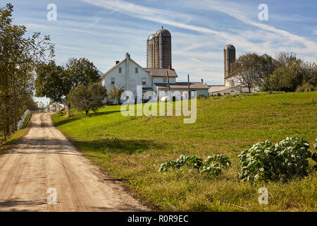 Unbefestigte Farm Lane, Pennsylvania Dutch Country, Lancaster County, Pennsylvania, USA Stockfoto