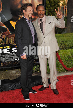 Robert Downey Jr. und Jamie Foxx - Der Solist Premiere im Paramount Theater in Los Angeles. - DowneyJrRobert FoxxJamie 22.jp Stockfoto