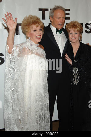 Ruta Lee, Clint Eastwood und Debbie Reynolds - 53th Thalians Galaball im Beverly Hilton in Los Angeles - LeeRuta EastwoodClin Stockfoto