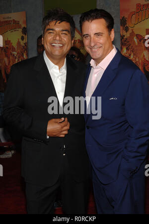 George Lopez und Andy Garcia - Beverly Hills Chihuahua Premiere am El