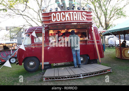 Foodtrucks am Brighton Fringe Festival, Brighton, Großbritannien Stockfoto