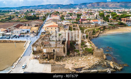 Luftaufnahme. Avola, Provinz von Syrakus, Sizilien, Italien Stockfoto