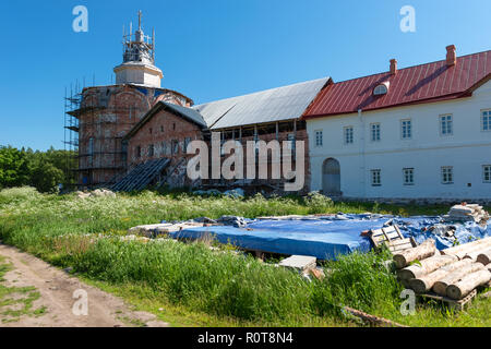 Heilige Dreifaltigkeit Anzersky Kloster Der solowki Kloster auf einer Insel Anzer (Russland, Oblast Archangelsk, solowki) Stockfoto