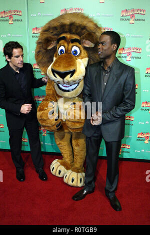 Ben Stiller, Chris Rock und Alex der Löwe die Premiere von Madagaskar: 2 Afrika an der Staatlichen Theater entkommen. Sydney, Australien. 17.11.08. Stockfoto