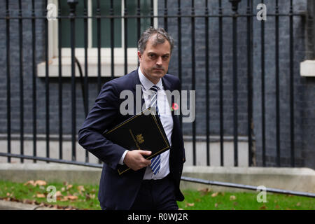 Julian Smith, Parlamentarischer Staatssekretär des Finanzministeriums (Geschäftsführer), in der Downing Street Stockfoto