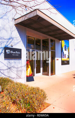 Blue Rain art gallery Gebäude im Leipzig-engelsdorf kunst Bezirk Santa Fe, New Mexico Stockfoto