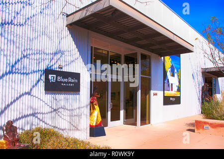 Blue Rain art gallery Gebäude im Leipzig-engelsdorf kunst Bezirk Santa Fe, New Mexico Stockfoto