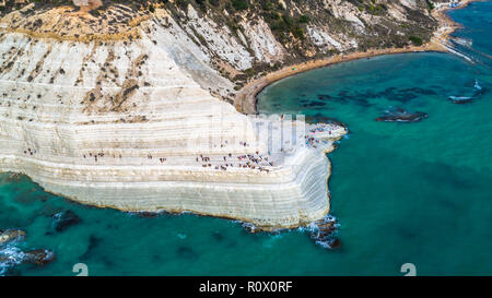 Antenne. Scala dei Turchi. Eine felsige Klippe an der Küste von Realmonte, in der Nähe von Porto Empedocle, Sizilien, Italien. Stockfoto