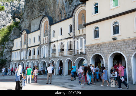 Untere Kirche von Kloster Ostrog, Danilovgrad Gemeinde, Montenegro, Europa Stockfoto