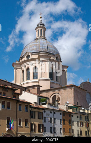 Basilika von Sant'Andrea in Piazza delle Erbe, Mantua, Lombardei, Italien Stockfoto