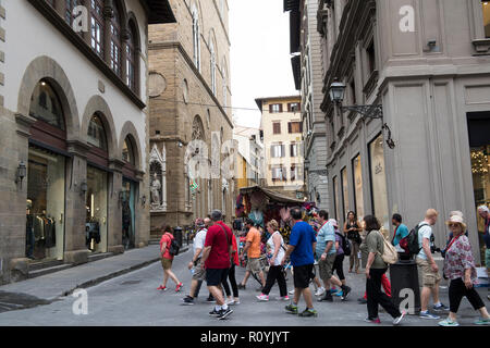 Eine typische Straße in Florenz, Italien, Europa Stockfoto
