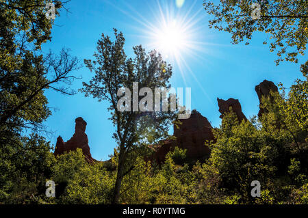 Panoramablick auf die Ocker landet in der rustrel Natur Park Stockfoto