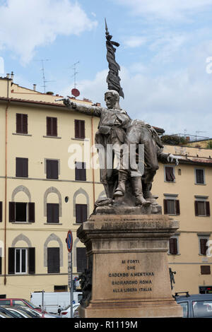 Das Denkmal von Piazza Mentana in Florenz, Italien, Europa Stockfoto